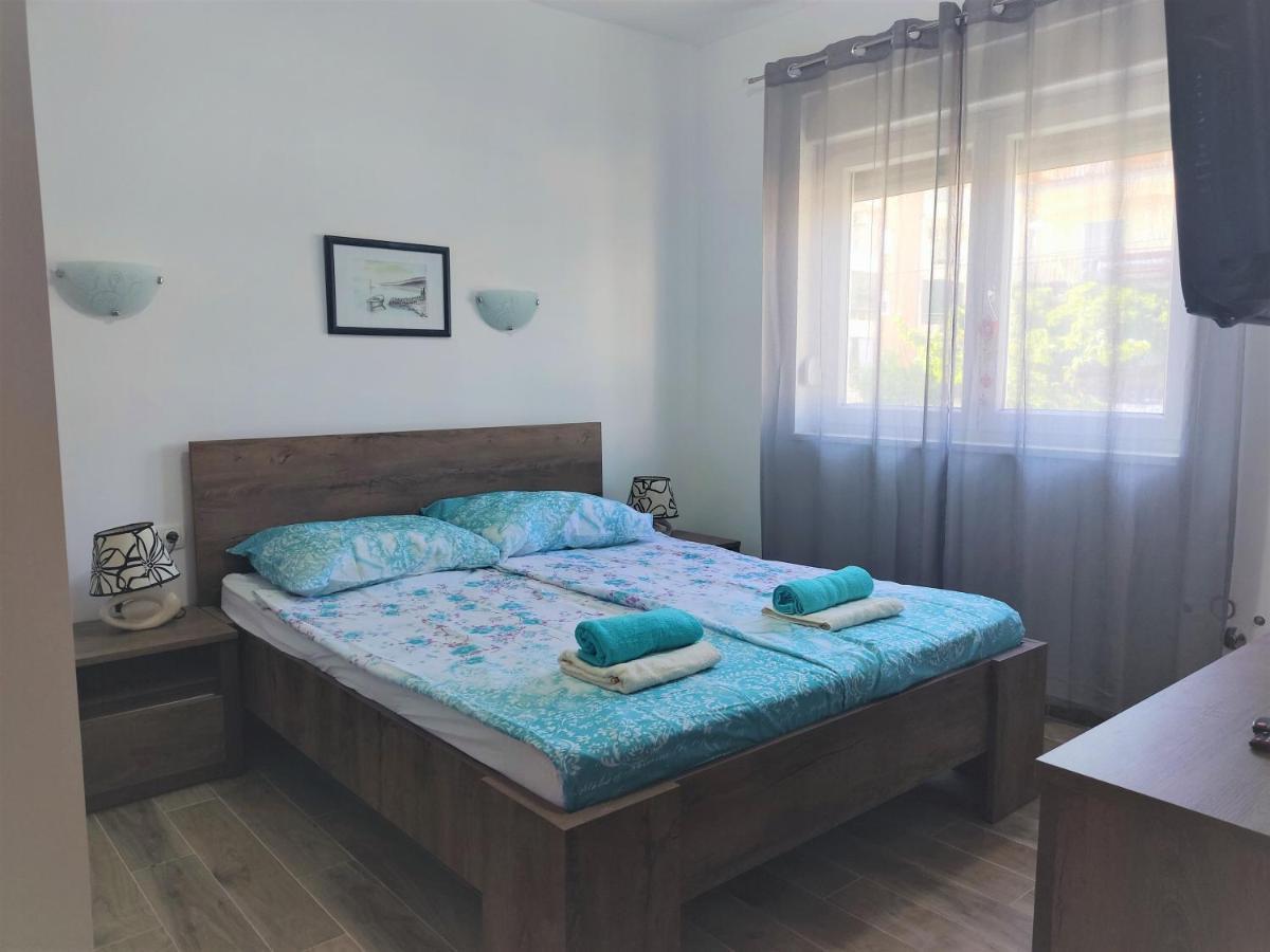 Sunny Attic Apartment With Balcony & Modern City Apartment With Outdoor Area, No Balcony Trogir Ngoại thất bức ảnh