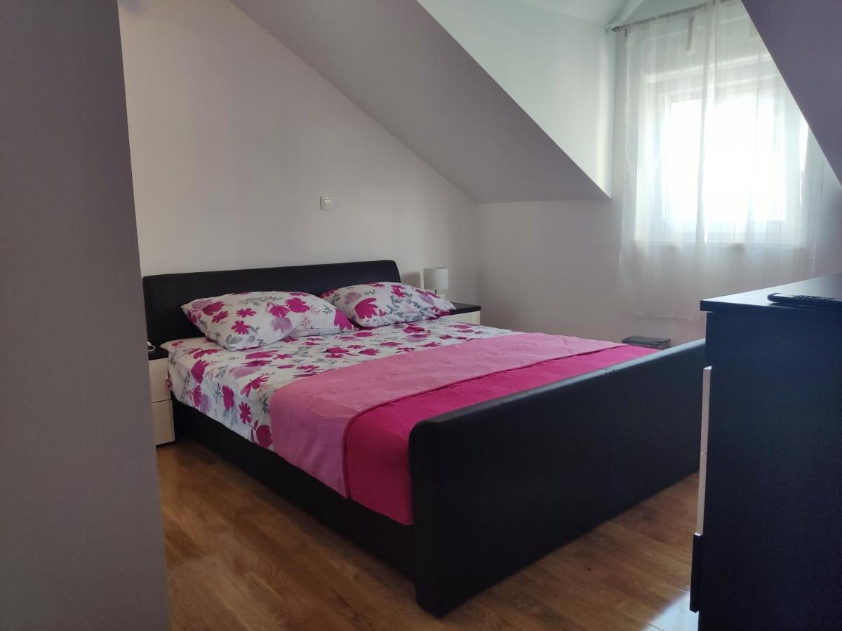 Sunny Attic Apartment With Balcony & Modern City Apartment With Outdoor Area, No Balcony Trogir Ngoại thất bức ảnh