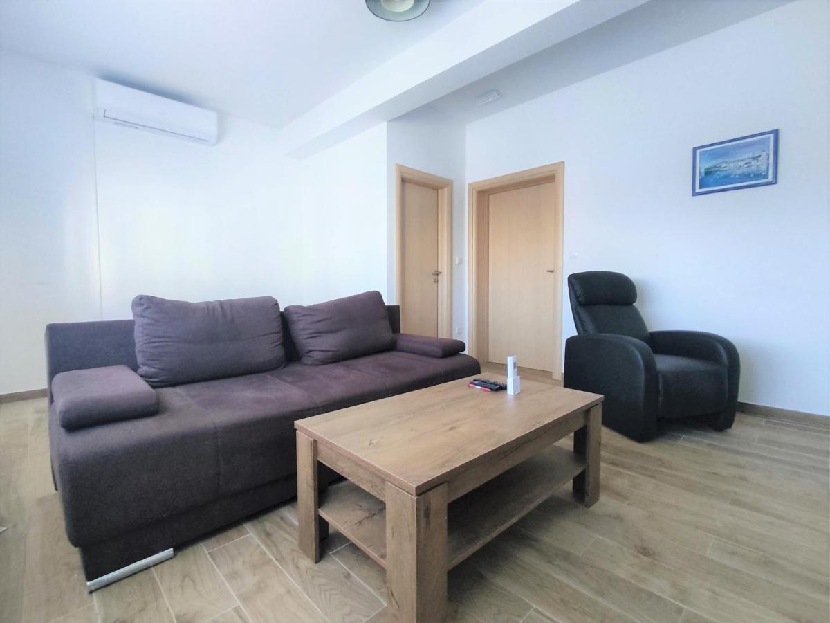 Sunny Attic Apartment With Balcony & Modern City Apartment With Outdoor Area, No Balcony Trogir Ngoại thất bức ảnh