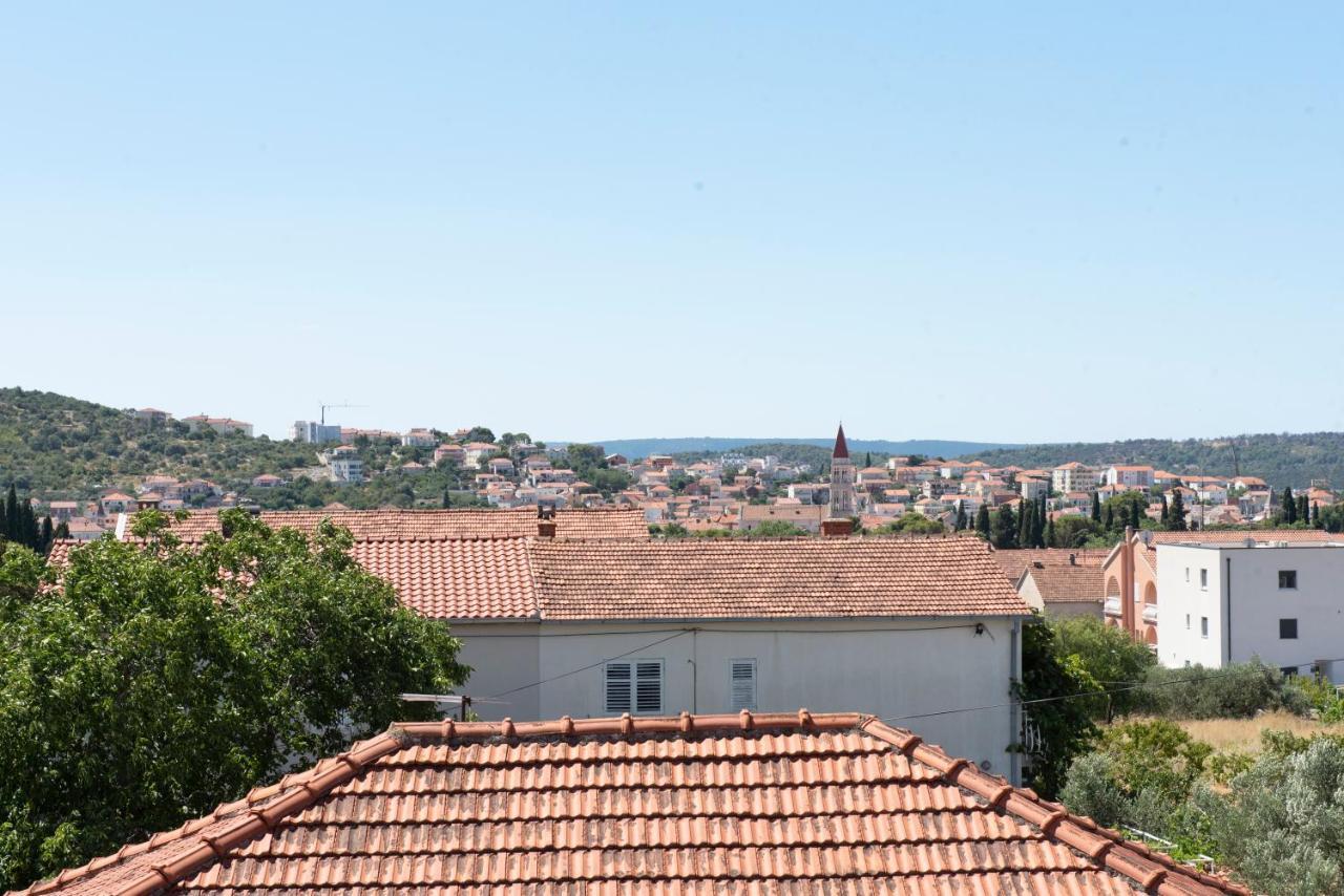 Sunny Attic Apartment With Balcony & Modern City Apartment With Outdoor Area, No Balcony Trogir Ngoại thất bức ảnh