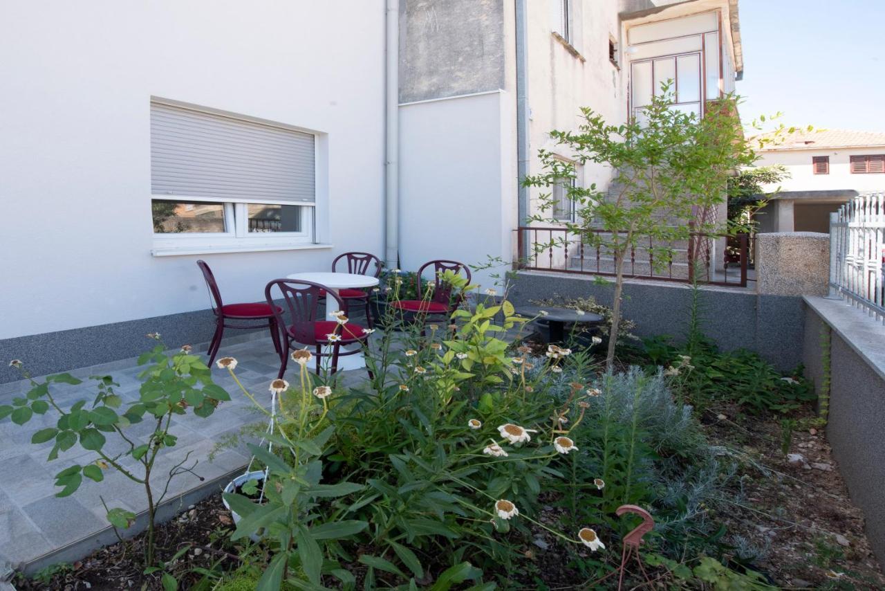 Sunny Attic Apartment With Balcony & Modern City Apartment With Outdoor Area, No Balcony Trogir Ngoại thất bức ảnh